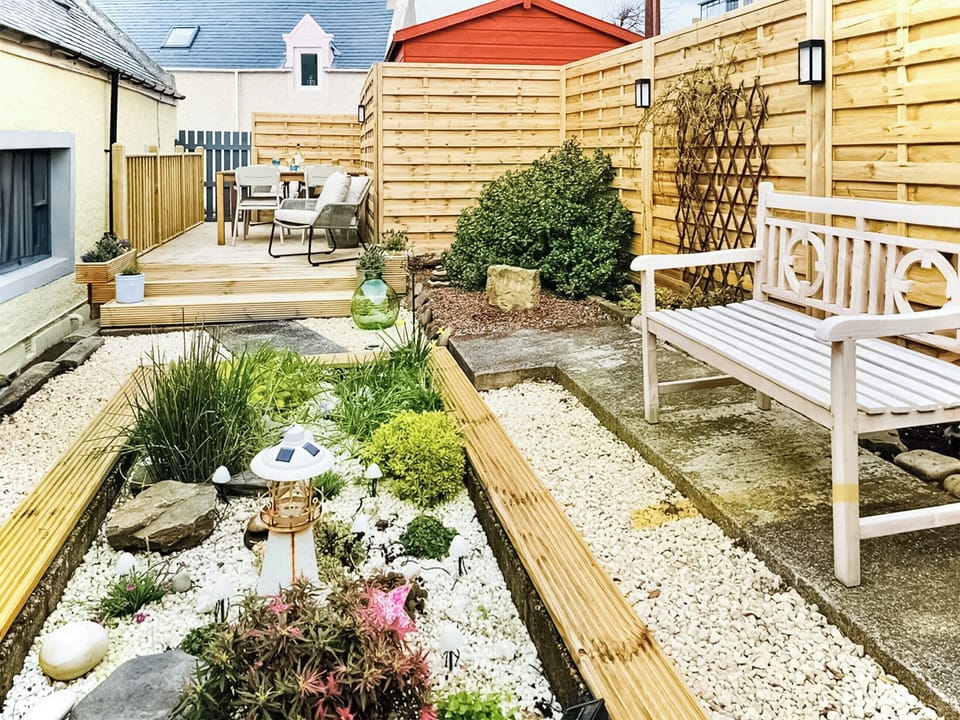 Outdoor area | Yardie View, Buckie