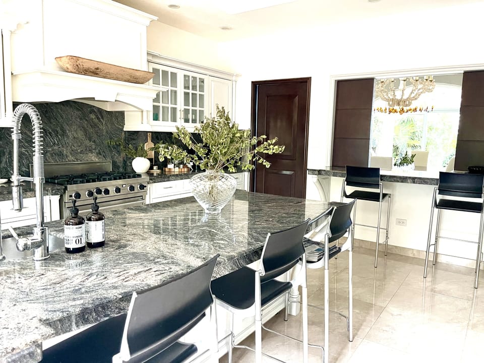 Kitchen fully equipped