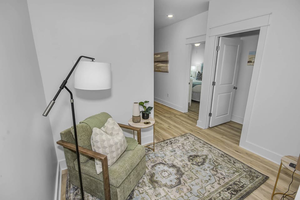 2nd floor landing