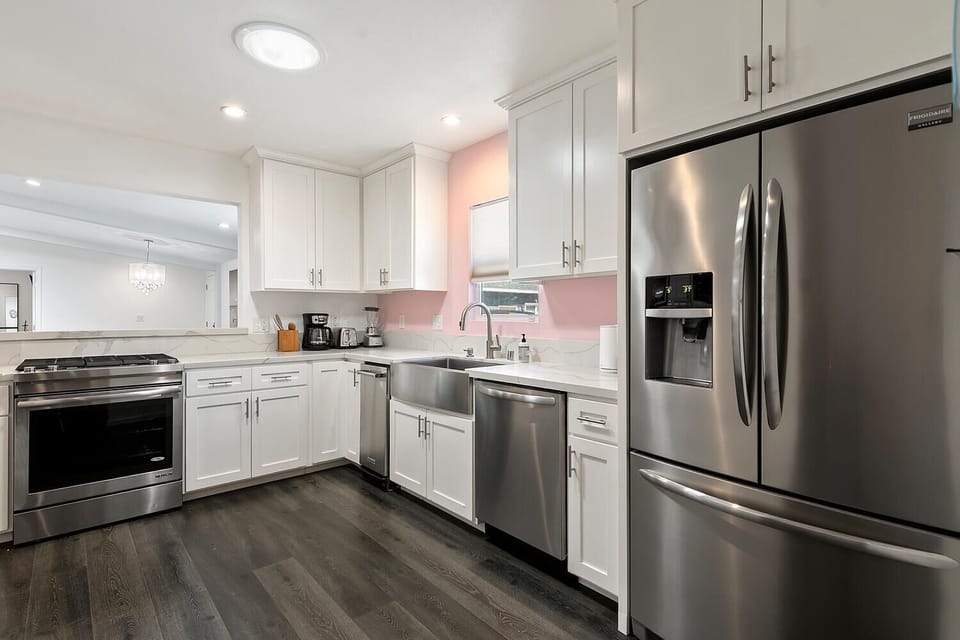 Fully equipped kitchen