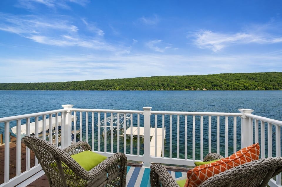 Deck seating overlooking the lake