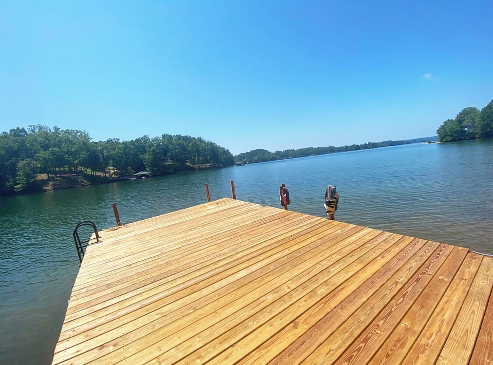 Dock