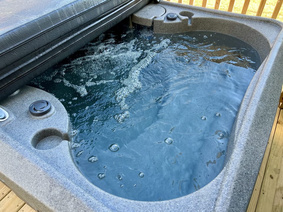 Hot Springs 4 person hot tub