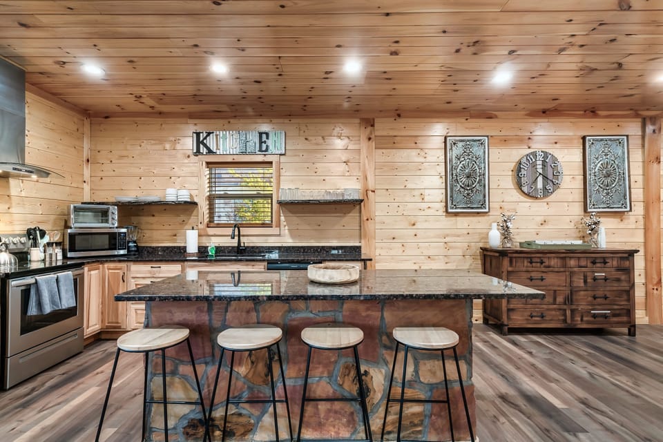 The kitchen setup to make your getaway easy!