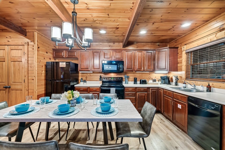 A welcoming dining area for intimate gatherings.