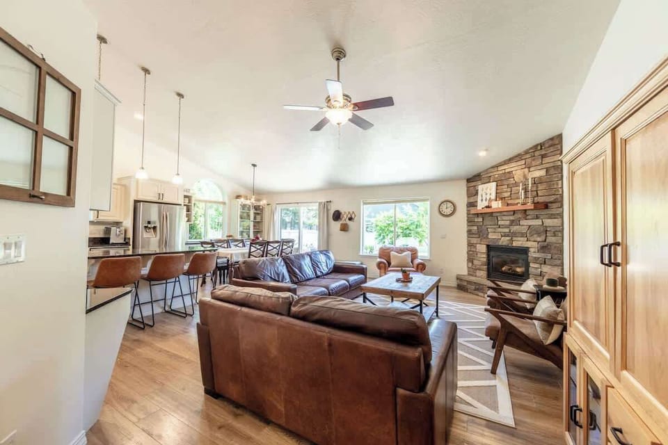 spacious open floor plan for kitchen, dining, and living room