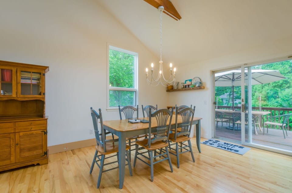 Dining area with sliders to the deck