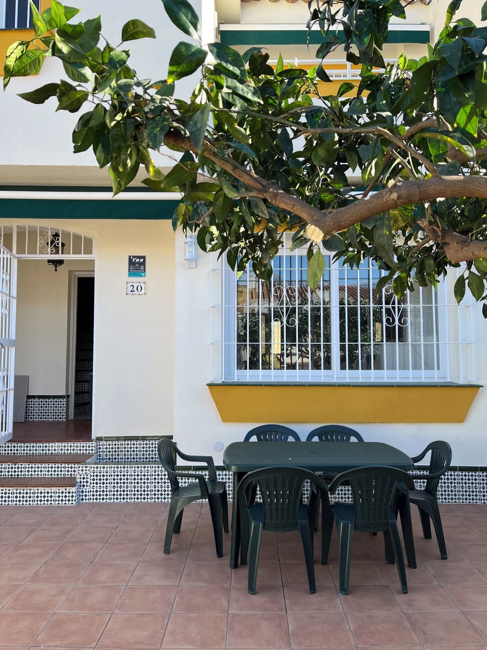 Outdoor area (1)