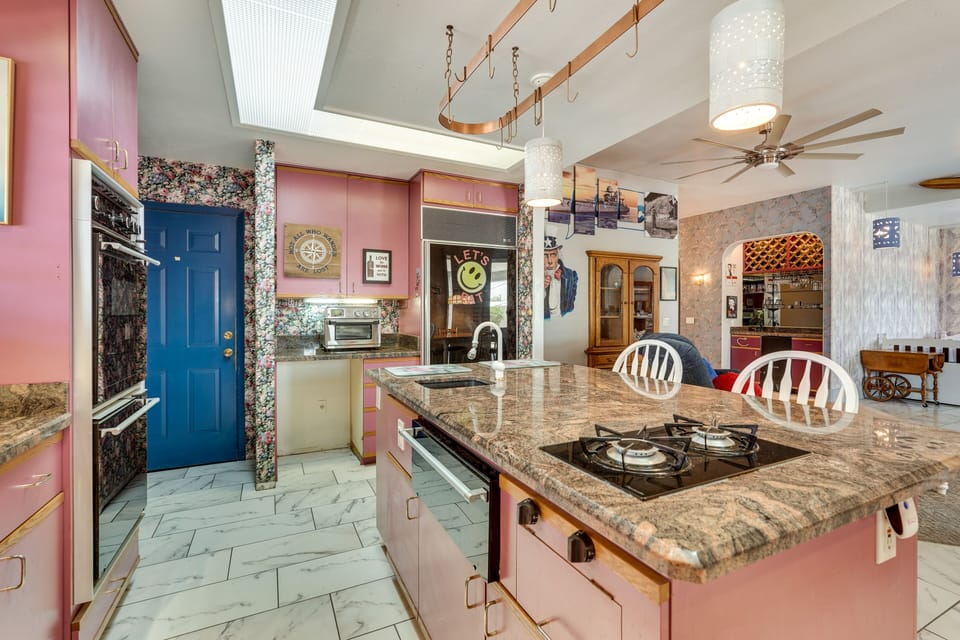 Kitchen | Dishware & Flatware Provided