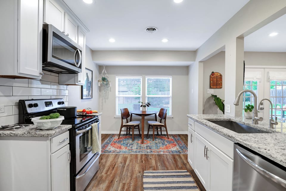 Kitchen and a coffee nook - with lots of natural lighting and a nice workspace