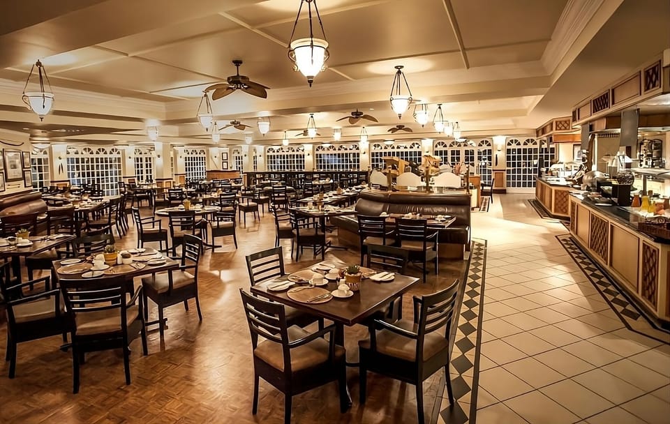 Start your morning with a generous buffet in style.
