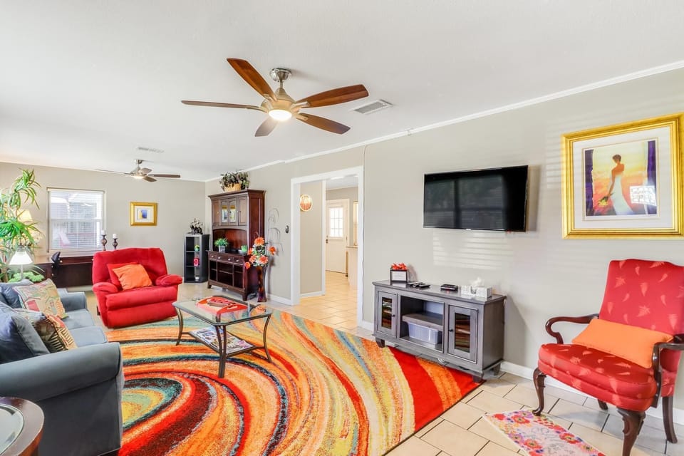 Spacious Living Room