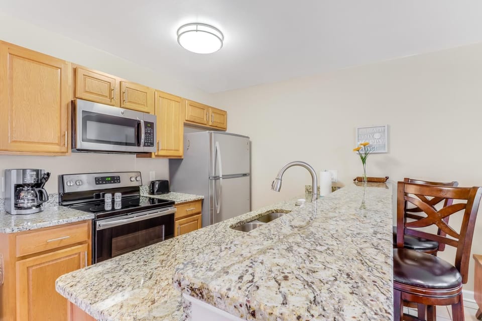 Large full kitchen