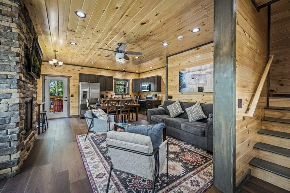 Moonlight Ridge's cozy living area