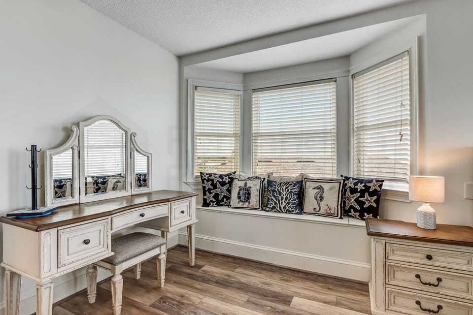 Upstairs Master Bedroom