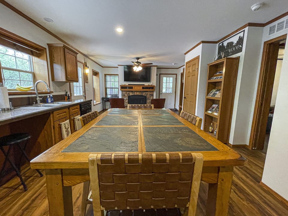 Make dinner at the cabin or enjoy some Mexican Affair or BK's Boathouse food!