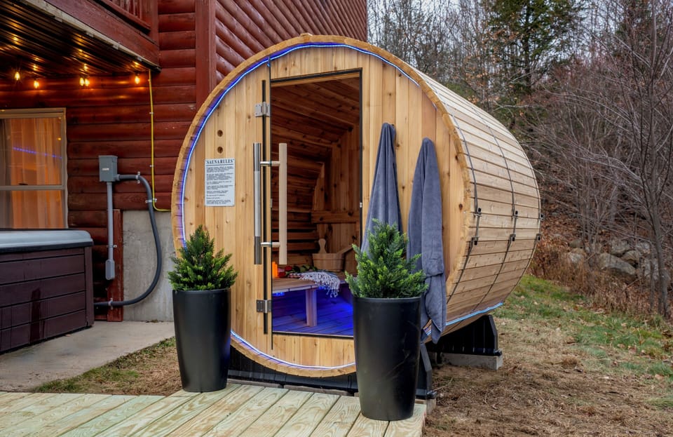 Enter your private barrel sauna and unwind