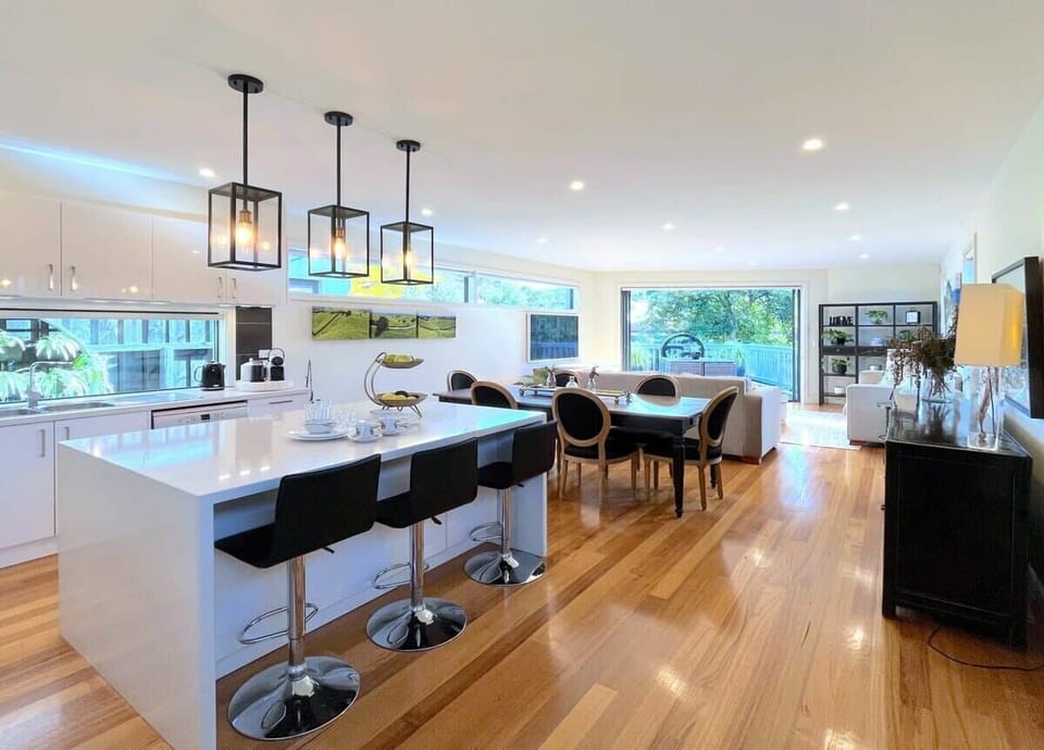 elegant modern kitchen
