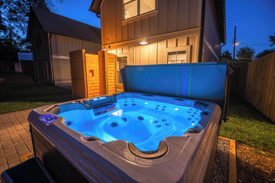 This brand new hot tub is sure to delight, providing a therapeutic escape.