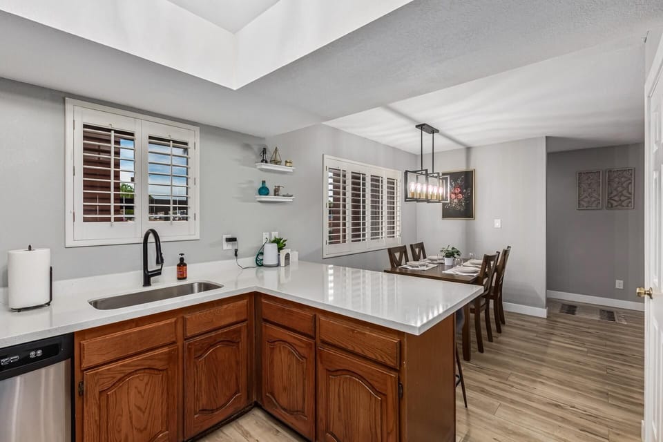 Bright kitchen and dining area.