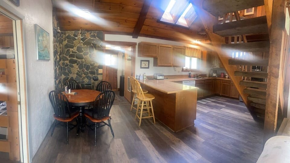 Kitchen and Bar
