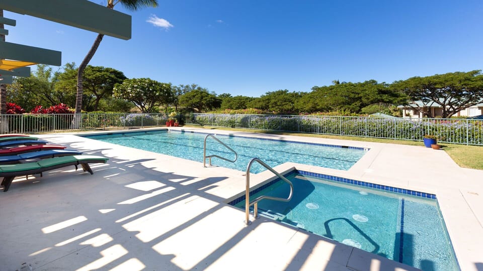 Complementary use at the Kumulani community gated pool and hot tub