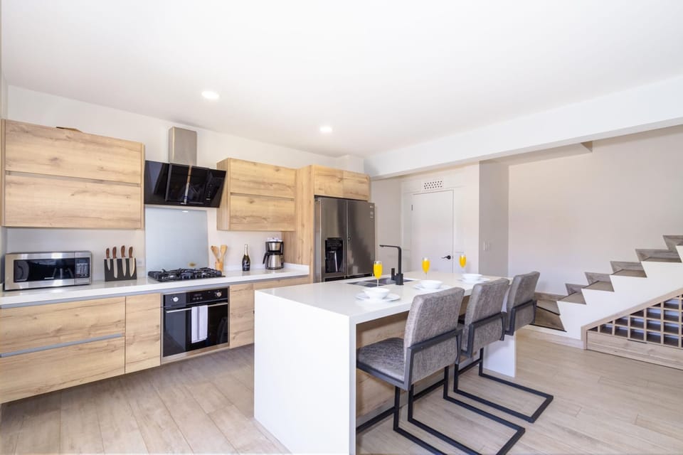 Modern kitchen with minimalist cabinetry