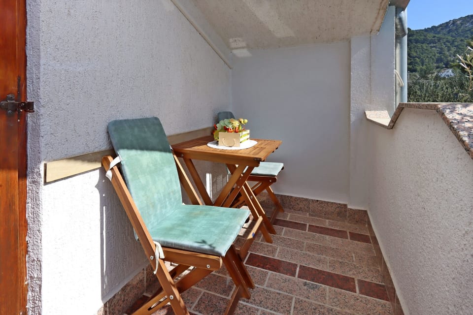 Balcony 2
