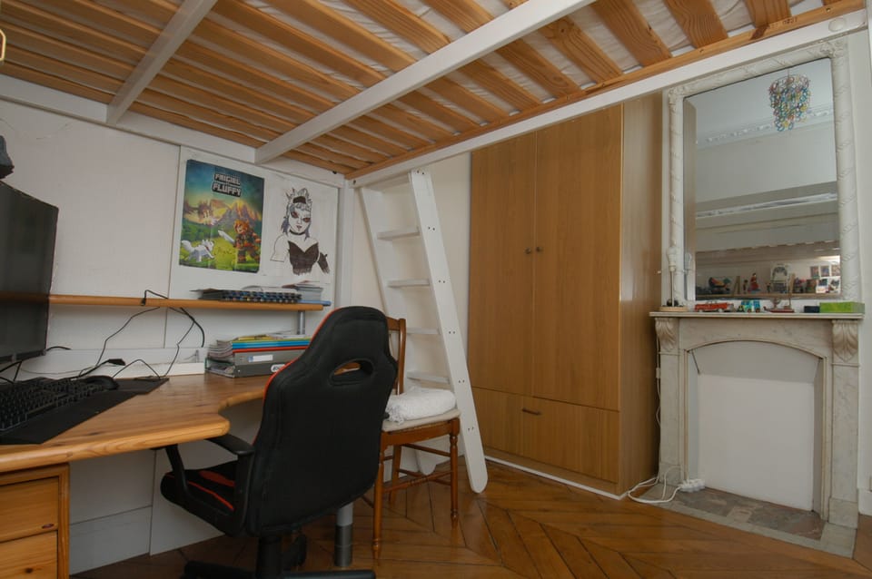 Mezzanine double-bed room