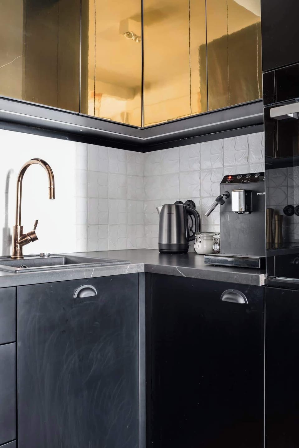 Unique design golden kitchen furniture