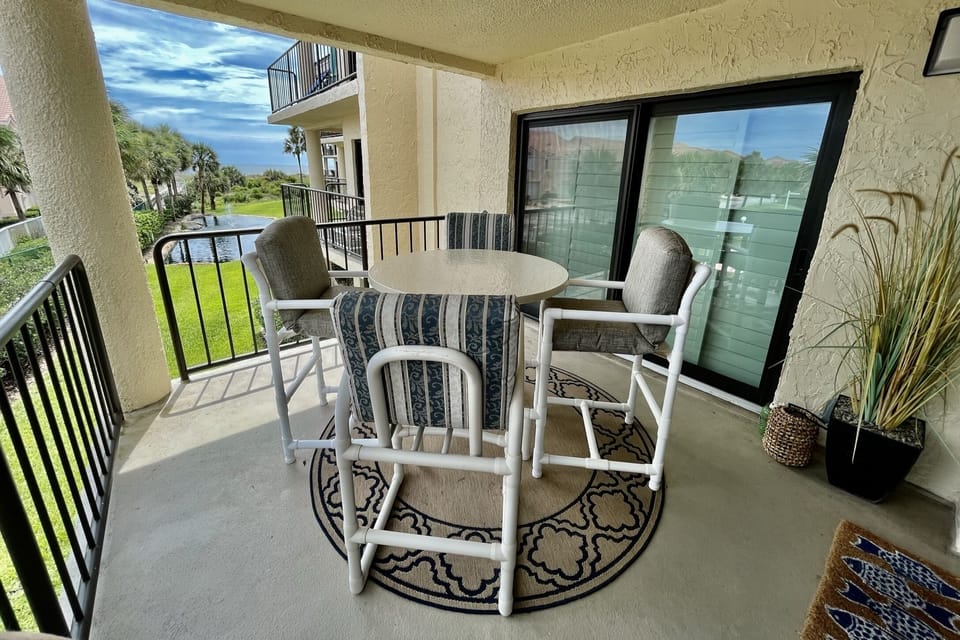 ocean side view balcony