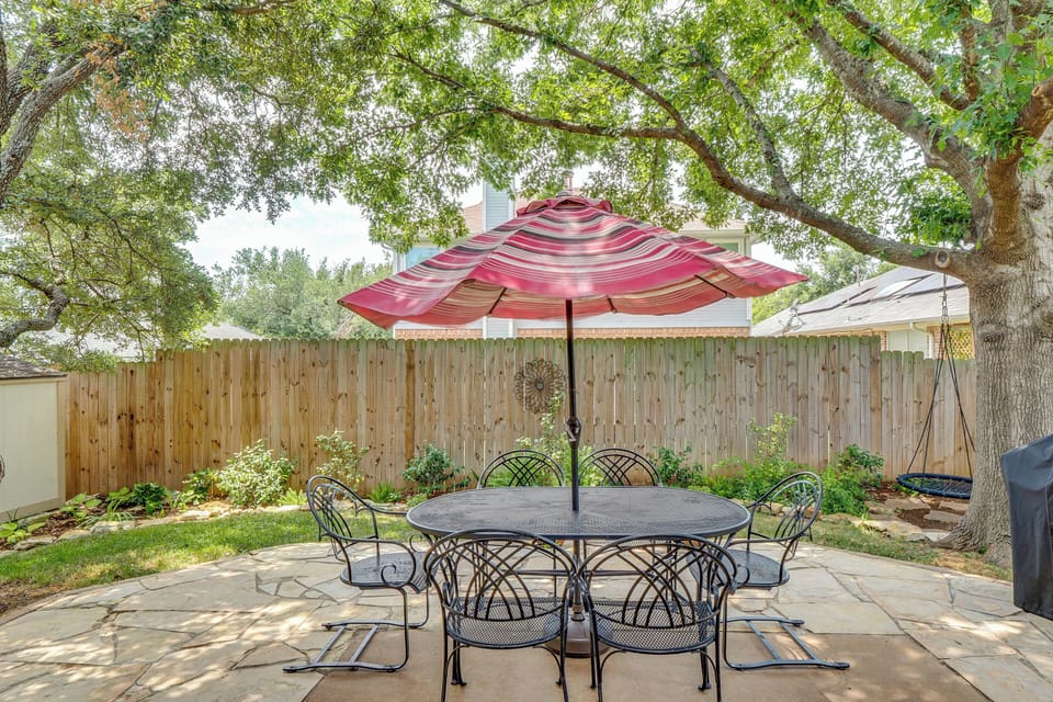 Patio | Grill | Dining Area