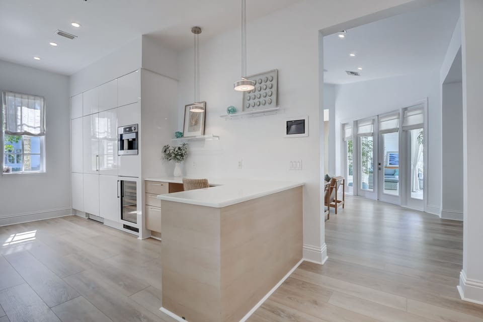 579ab301-84e2-4e40-9bc2-16db0de17e75