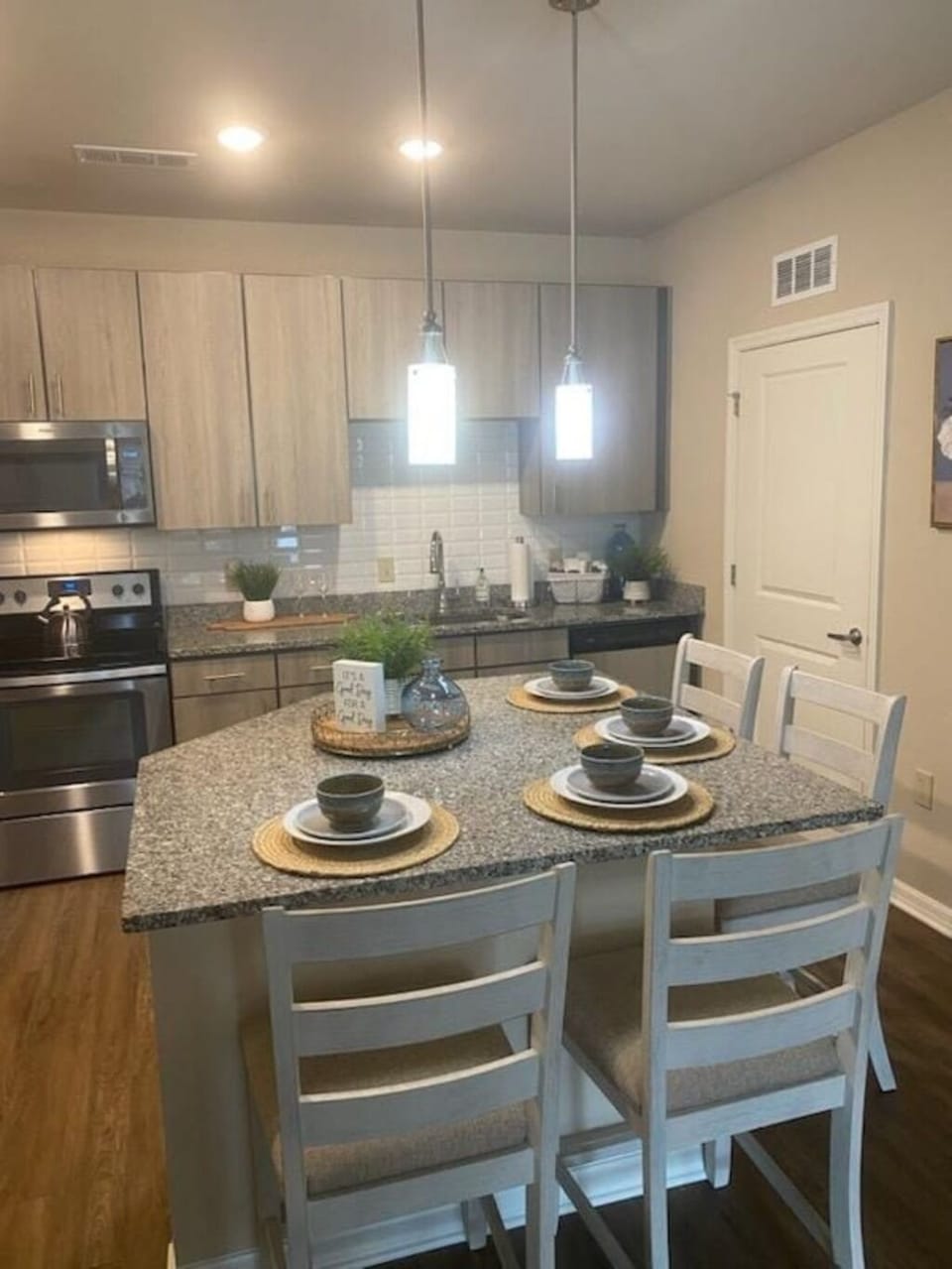 Good food, great company, and a beautiful dining room to bring it all together.