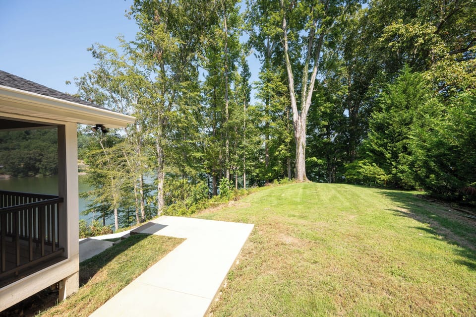 Beautiful lake view from the master bedroom. 