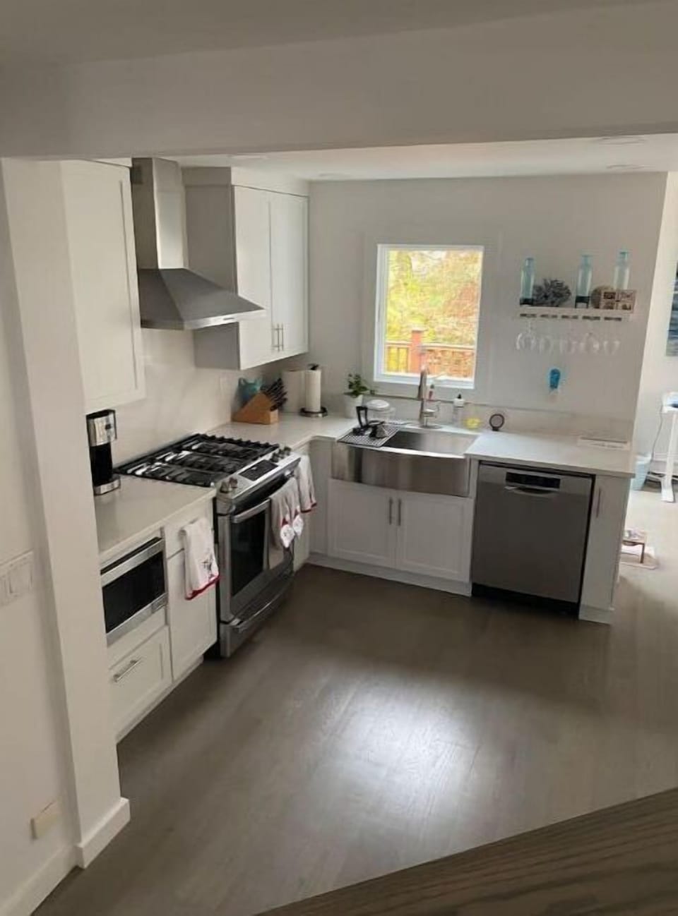 All new stainless steel appliances 