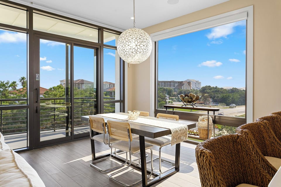 23-Modern-30A-Dining-Alt