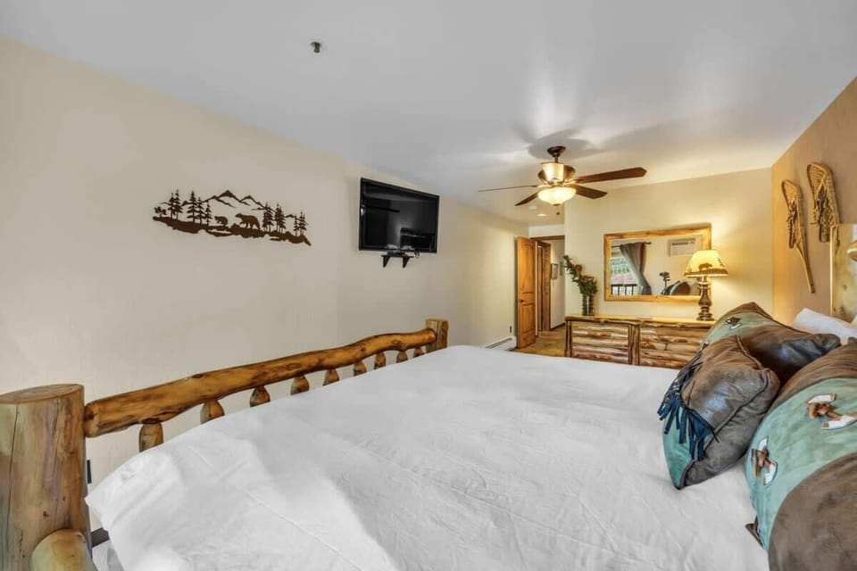 Enjoy a movie from bed, or freshen up in the attached bathroom, this bedroom has all you need for a comfortable stay!