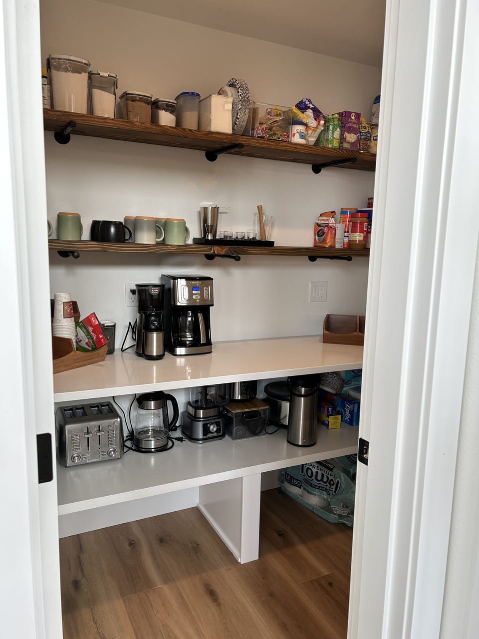 Walk in pantry/coffee bar
