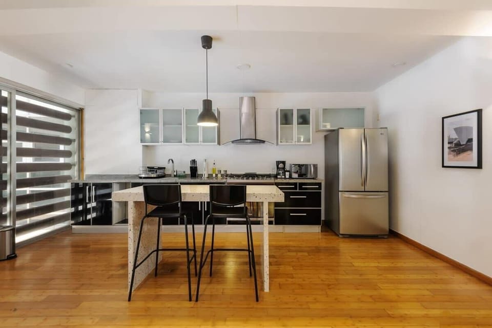 Great kitchen space