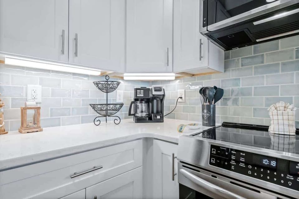Kitchen Amenities