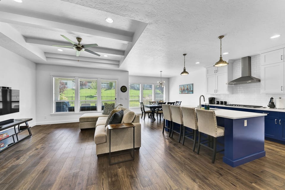 Great Room and Kitchen with seating for 4 at The Breakfast Bar