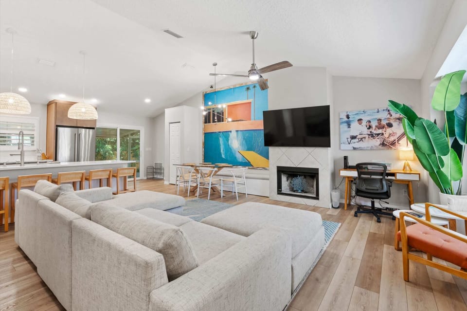 Relax in the cozy living room with TV.