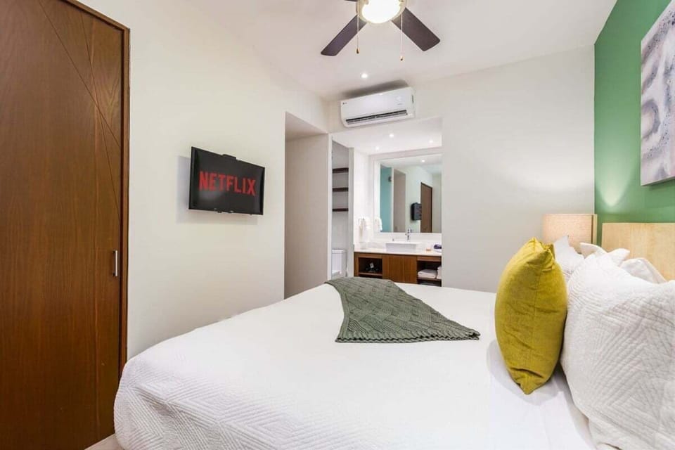 Bedroom & Ensuite