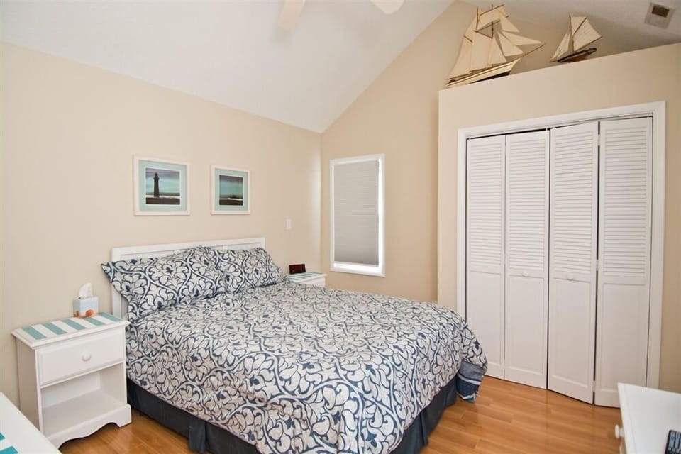 Queen Room