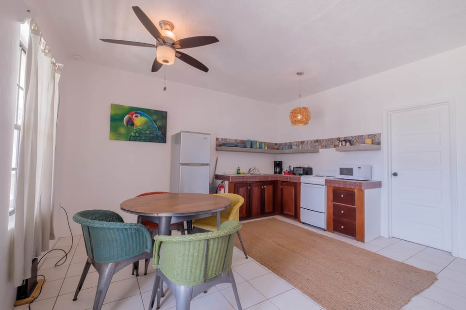 Kitchen and Dining Area (2)