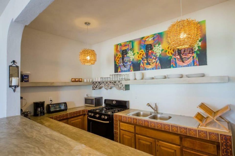Kitchen (2)