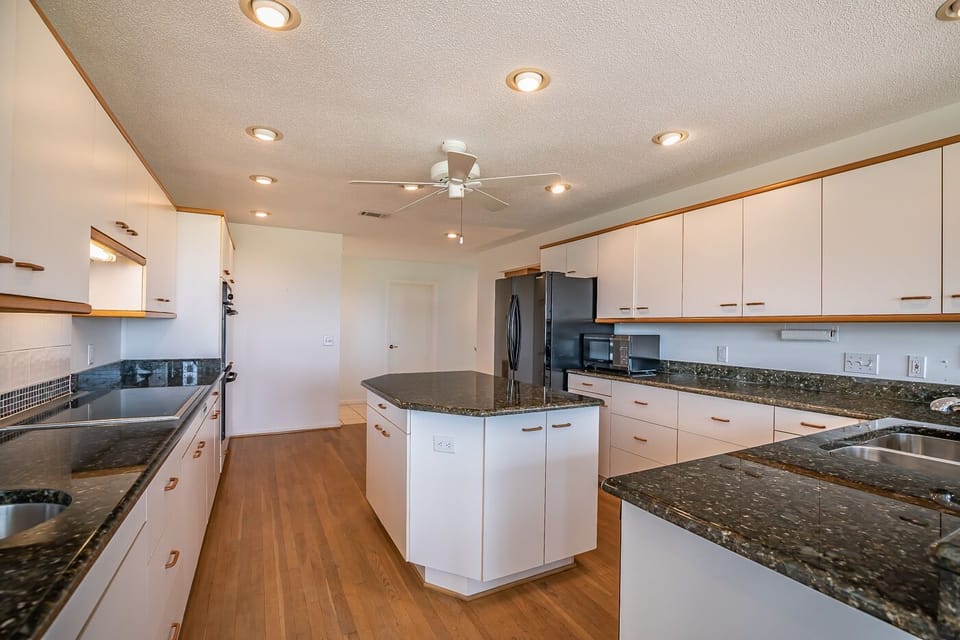 Spacious open kitchen