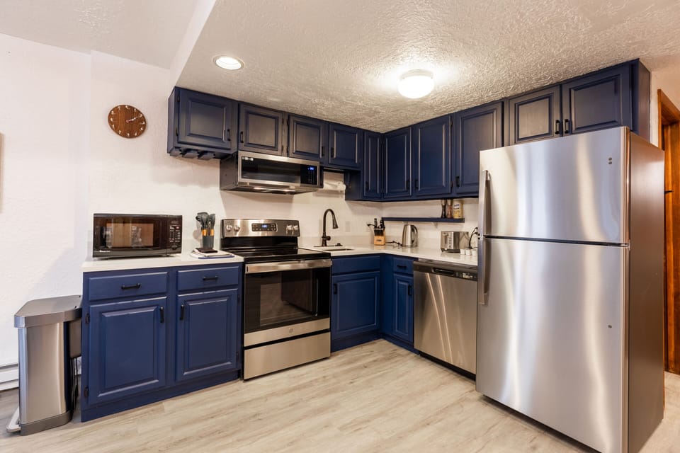Studio Kitchen