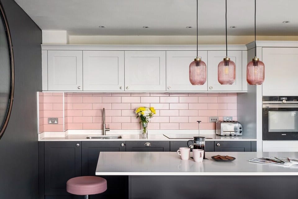 How do you like your eggs in the morning? Well, with a fully-equipped kitchen you can have them however you like! 
